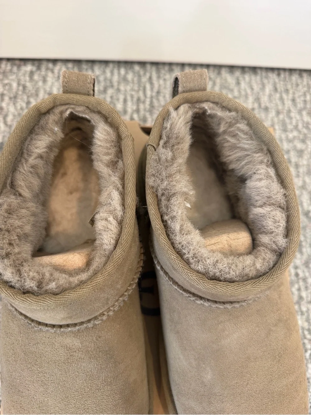 UGG Ultra Mini Antelope